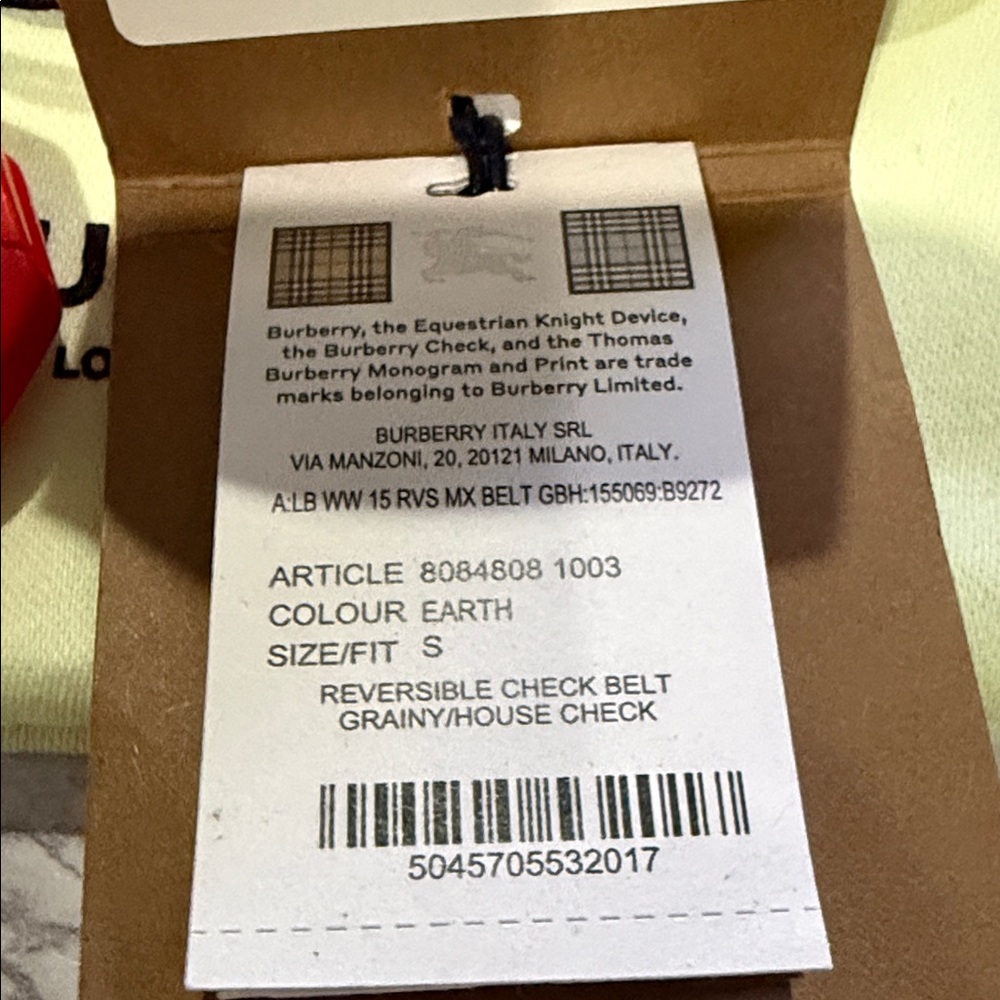 Burberry Reversible Check Belt - NWT - Picture 6 of 12